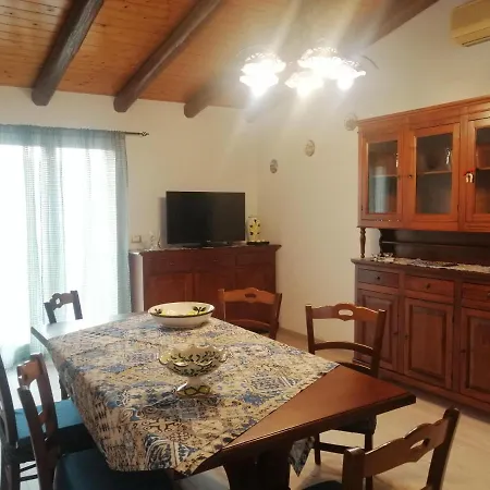 Sant'orsola Apartment *